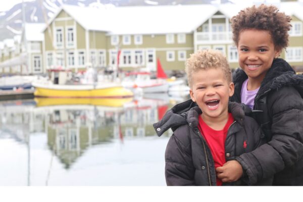 How to Travel Internationally with Young Kids (1)